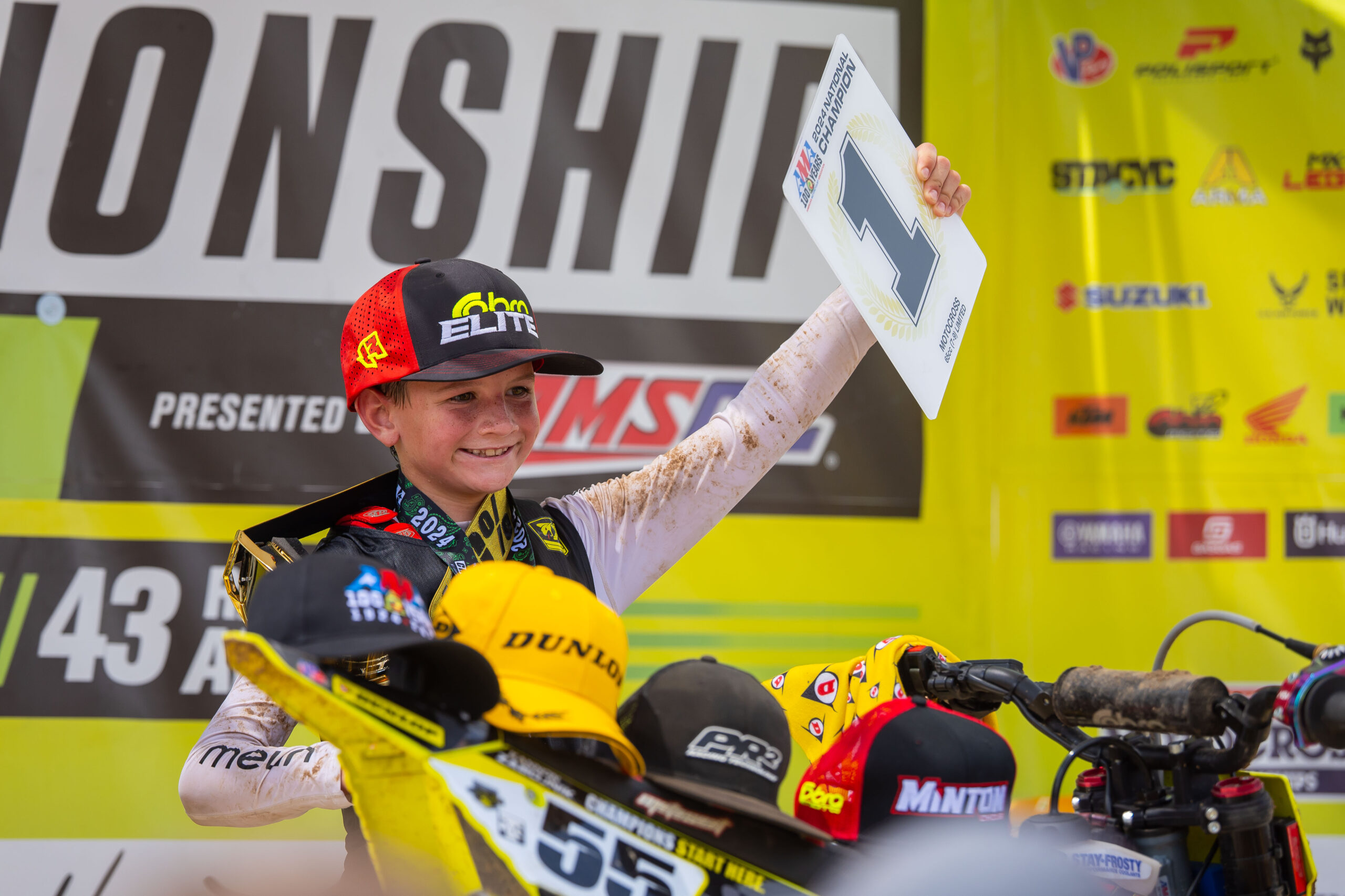 2024-loretta-lynn-national-friday-zabojnik