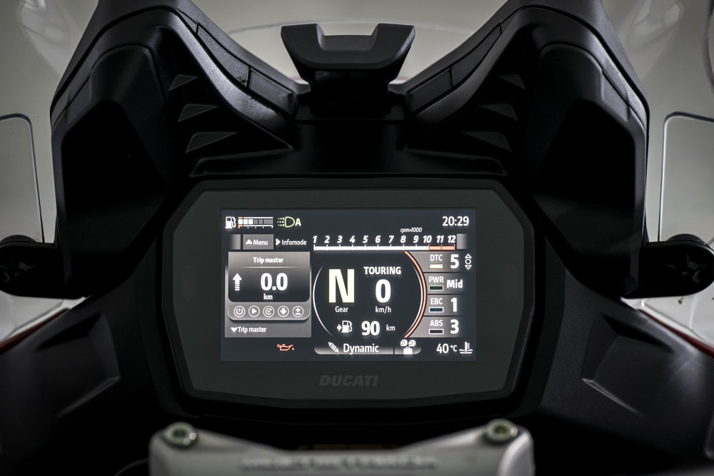 2025 Ducati Multistrada V2 S dash