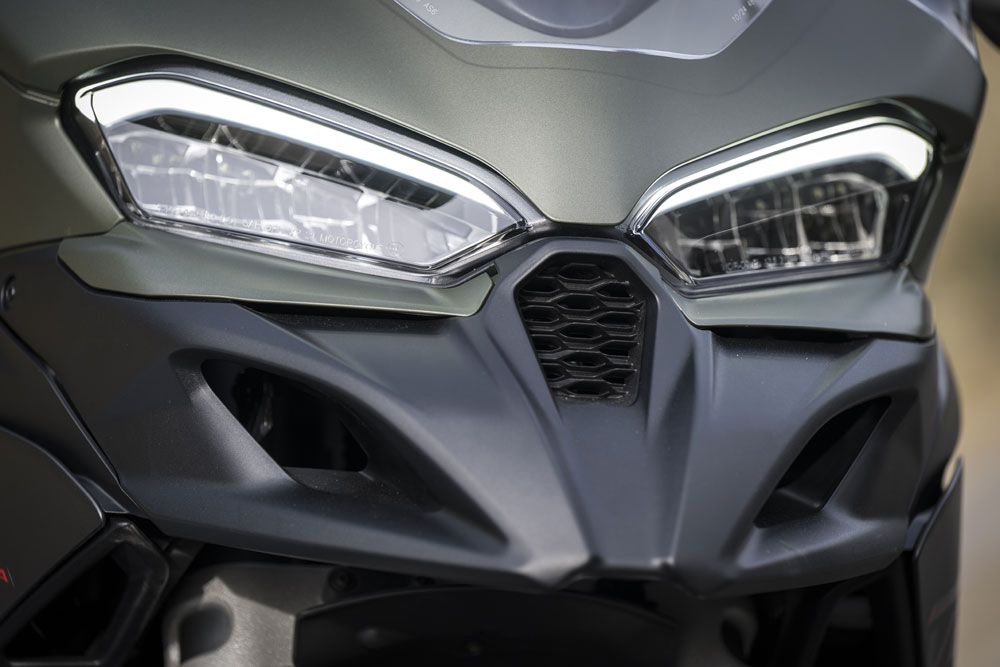 2025 Ducati Multistrada V2 S headlights