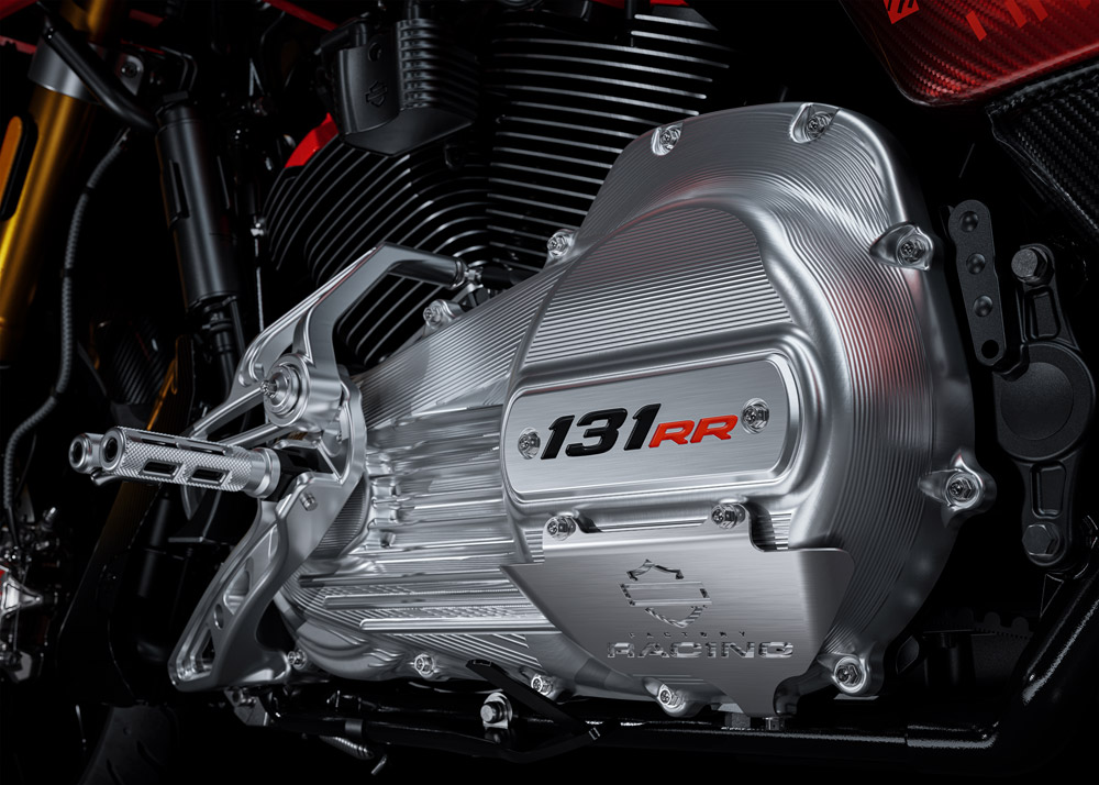 2025 Harley-Davidson CVO Road Glide RR engine