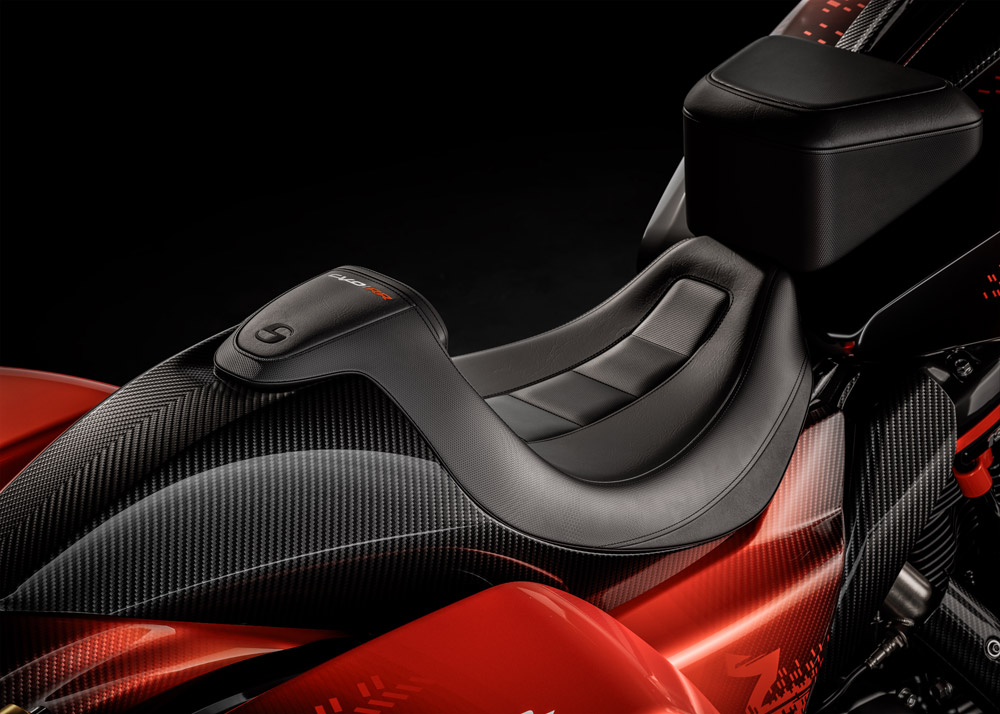 2025 Harley-Davidson CVO Road Glide RR seat