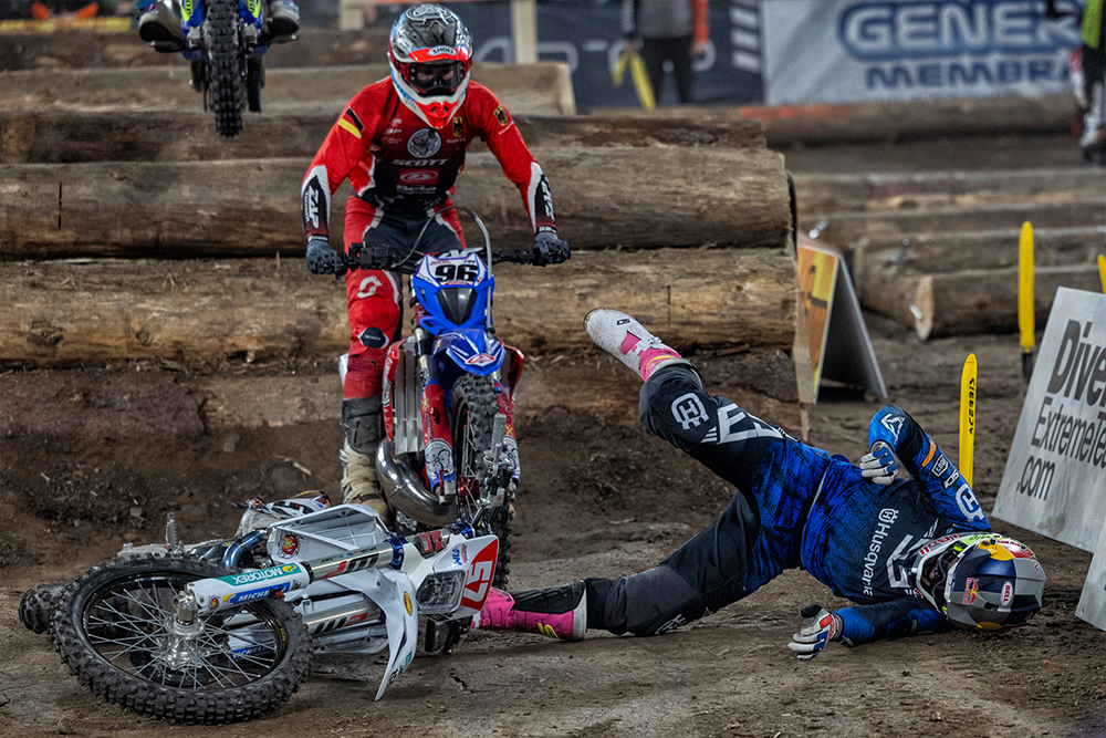 billy-bolt-super-enduro-romania-cycle-news
