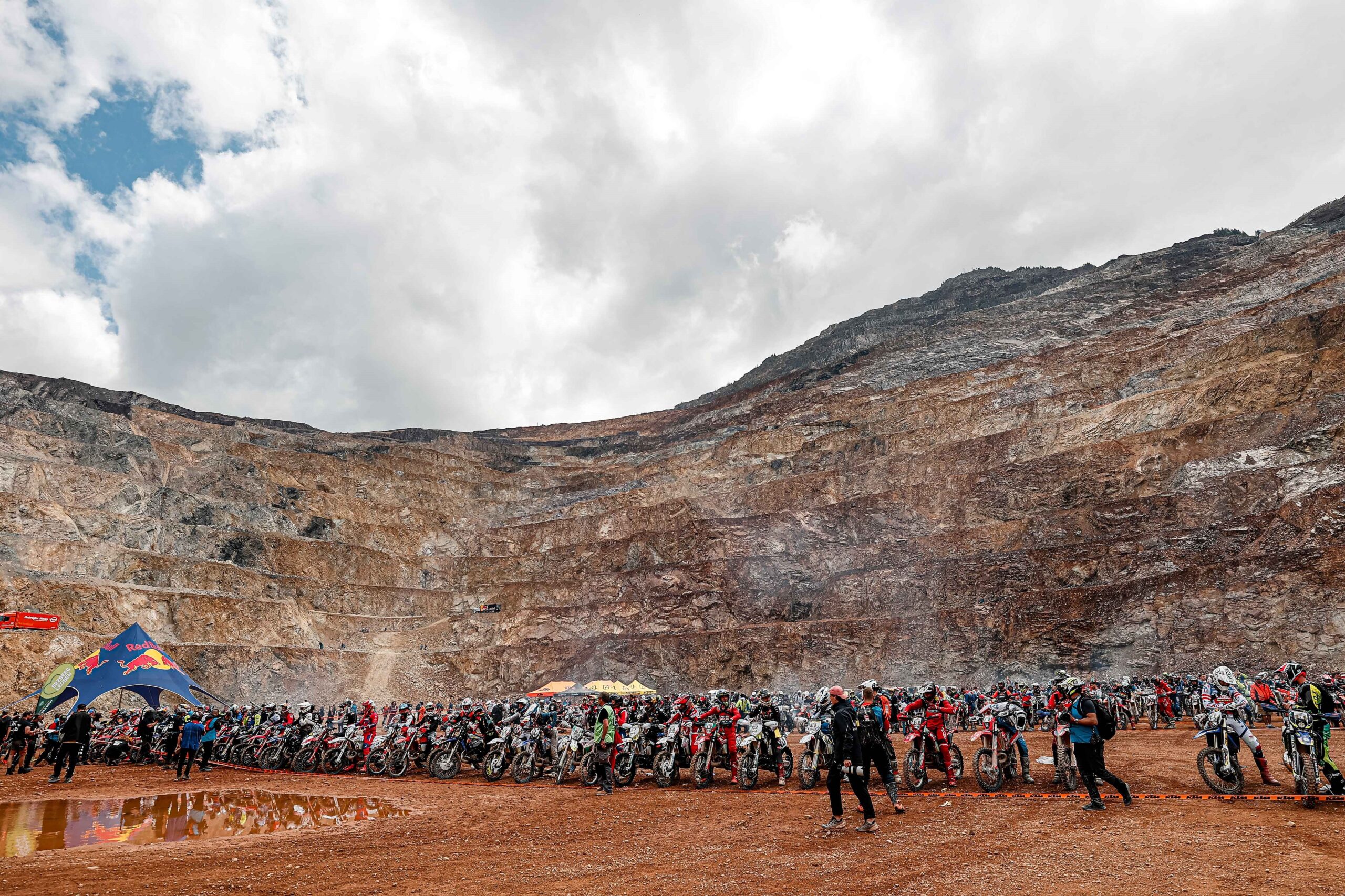 FIM Hard Enduro World Championship Red Bull Erzbergrodeo race start