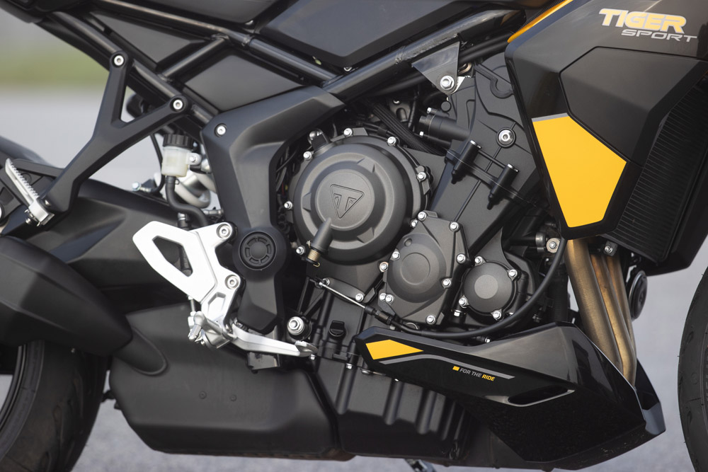 Triumph Tiger Sport 800 engine Triumph Tiger Sport 800 engine