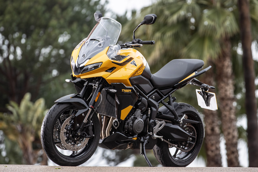 Triumph Tiger Sport 800 left side Triumph Tiger Sport 800 left side